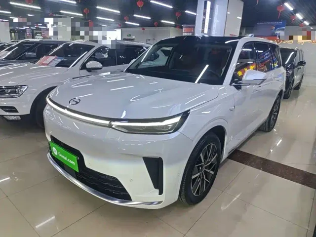Фотография автомобиля — GAC Trumpchi Xiangwang S9