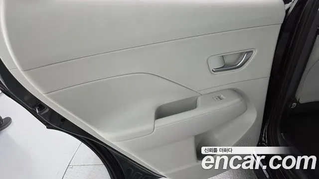 Hyundai Kona Kona (SX2) Бензин 1.6 турбо 2WD — Фото автомобиля 25