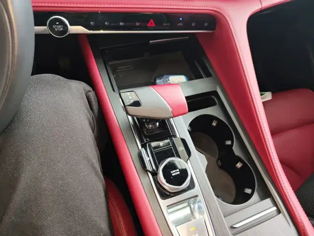 Changan CS75 Plus — Фото автомобиля 9
