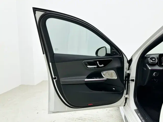 Mercedes-Benz C-Class — Фото автомобиля 11