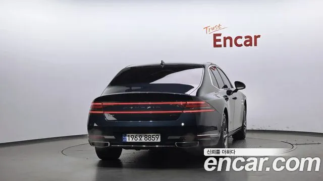 Genesis G90 Бензин 3.5 турбо AWD — Фото автомобиля 4