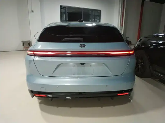 Nio ET5 Touring — Фото автомобиля 5