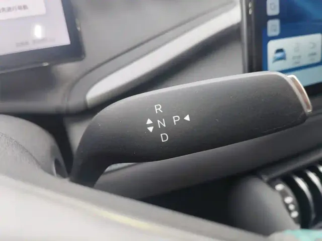 BYD Yuan PLUS — Фото автомобиля 13