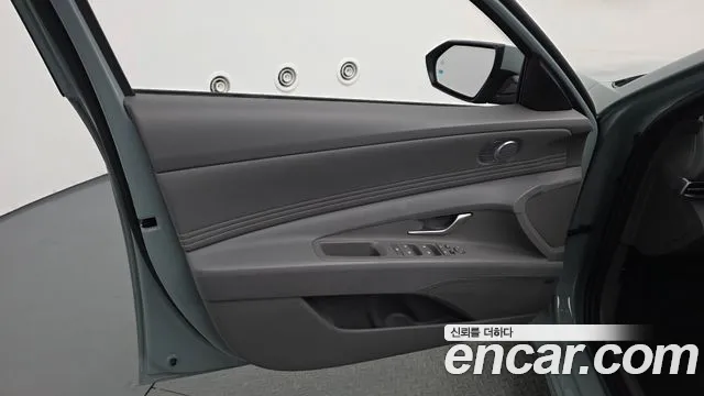 Hyundai Avante CN7 — Фото автомобиля 24