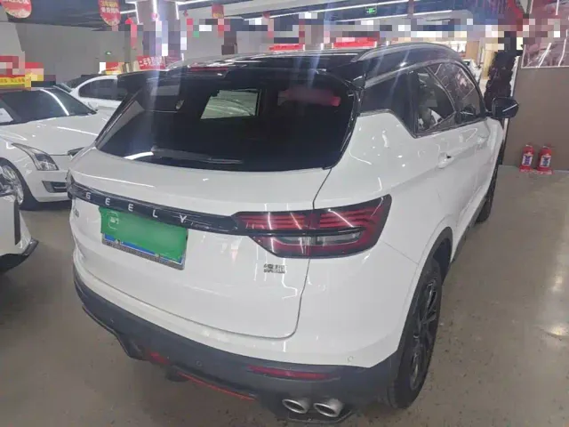 Geely Binyue — Фото автомобиля 6