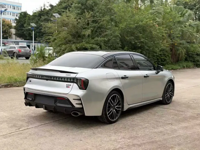 Lynk & Co 03 — Фото автомобиля 6
