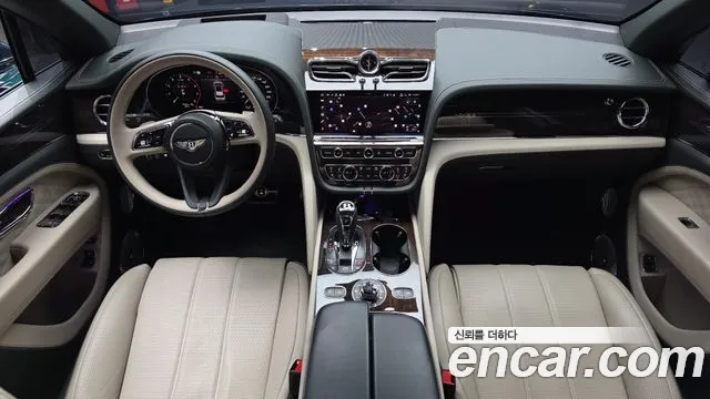 Bentley Bentayga Bentayga 4.0 V8 EWB First Edition — Фото автомобиля 7
