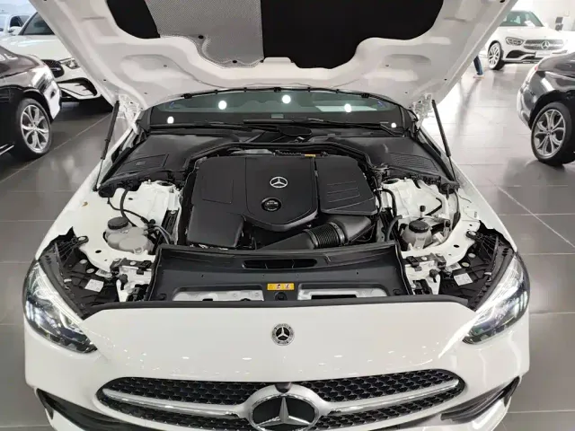 Mercedes-Benz C-Class — Фото автомобиля 9