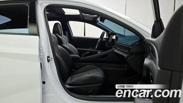 Hyundai AVANTE — Фото автомобиля 10