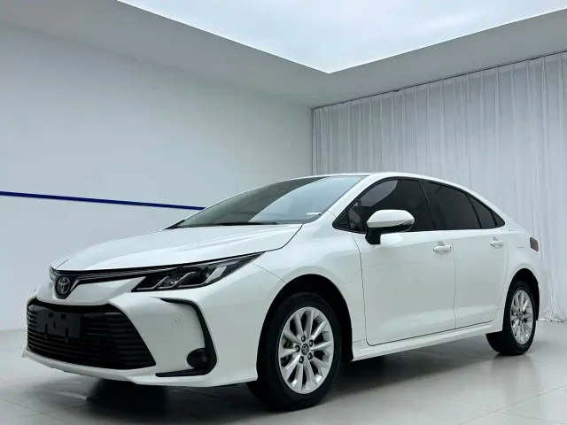 Фотография автомобиля — Toyota Corolla