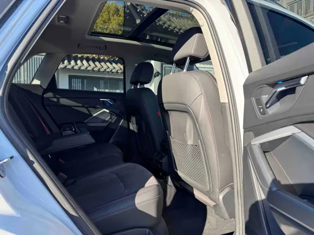 Audi Q3 — Фото автомобиля 9