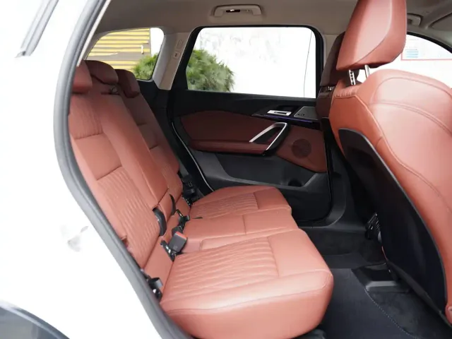 BMW X1 — Фото автомобиля 4