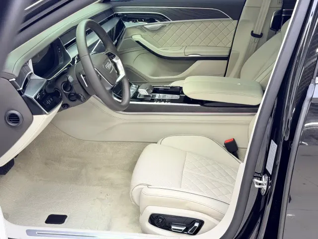 Audi A8 — Фото автомобиля 4