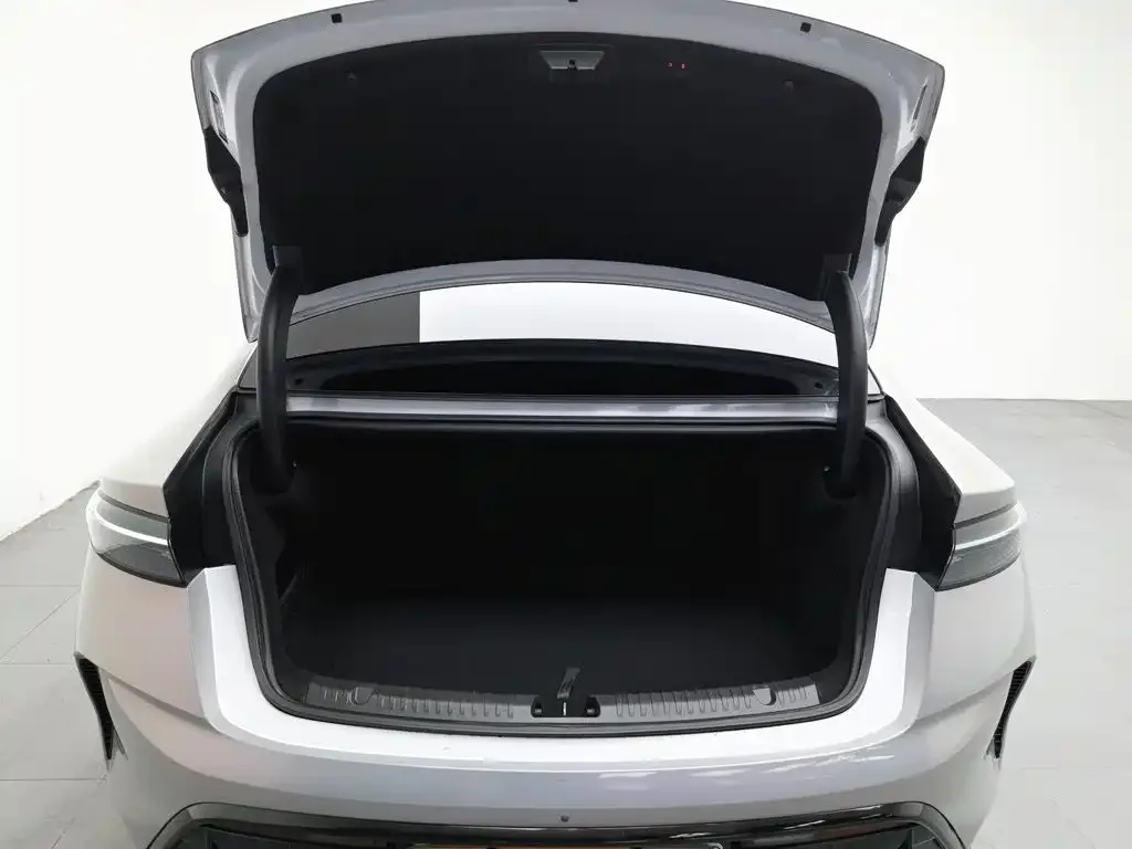 BYD Seal 2022 700km Long Range RWD Edition — Фото автомобиля 16
