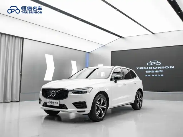 Фотография автомобиля — Volvo XC60