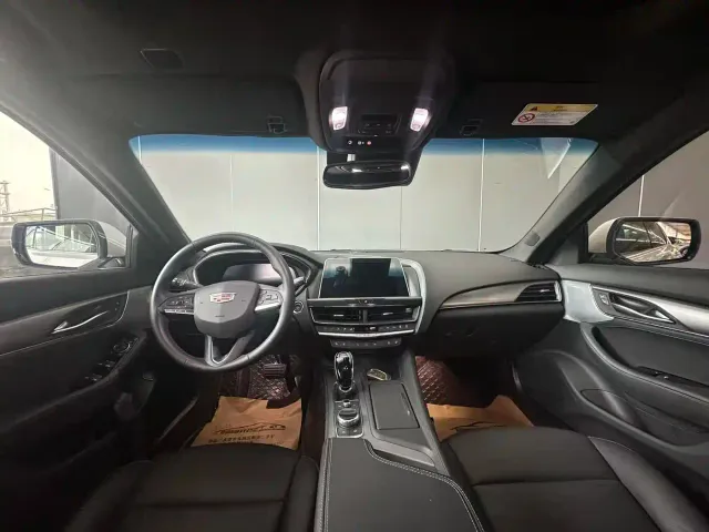 Cadillac CT5 — Фото автомобиля 9