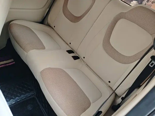 Wuling Hongguang Mini EV — Фото автомобиля 12