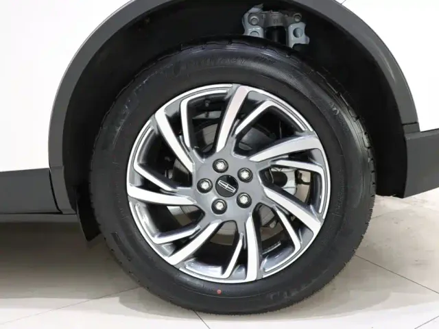 Lincoln Corsair — Фото автомобиля 20