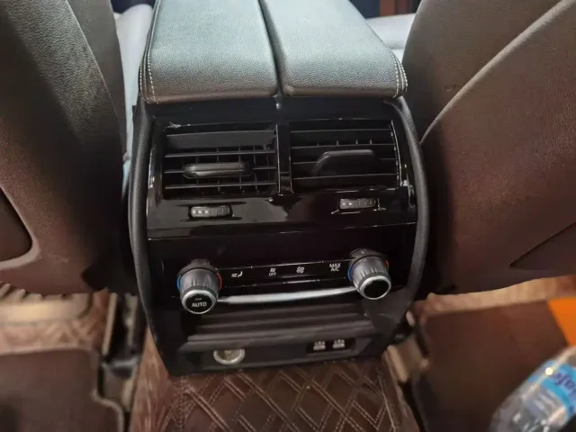 BMW 5 Series — Фото автомобиля 6