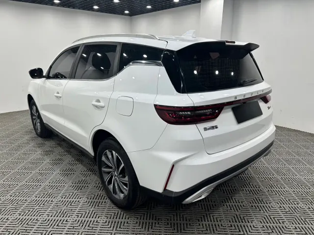 Geely Vision X6 — Фото автомобиля 7