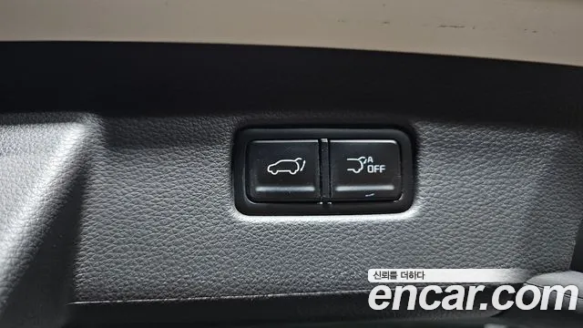Kia Carnival — Фото автомобиля 30