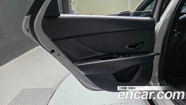 Hyundai Avante CN7 — Фото автомобиля 14