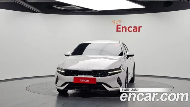 Kia K5 Prestige — Фото автомобиля 3