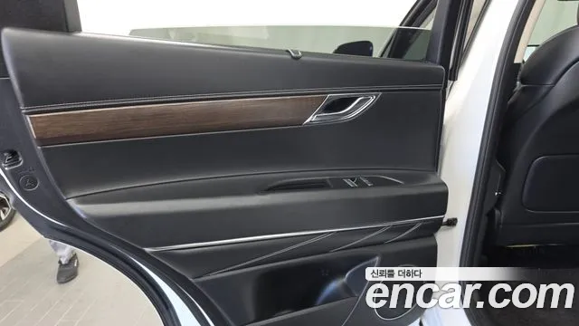 Genesis GV80 — Фото автомобиля 14