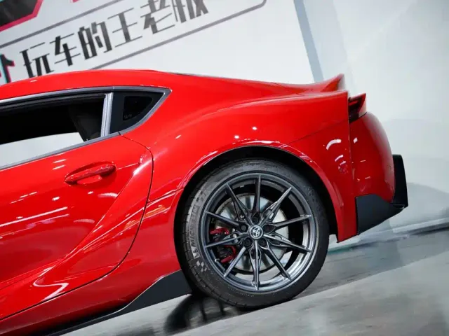 Toyota Supra — Фото автомобиля 5