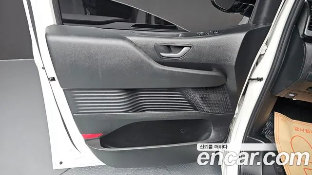 Hyundai Staria Staria Карго 5 мест — Фото автомобиля 25