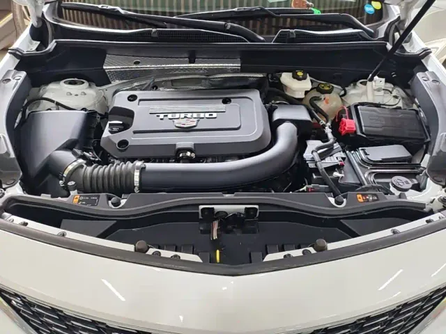 Cadillac XT4 — Фото автомобиля 19