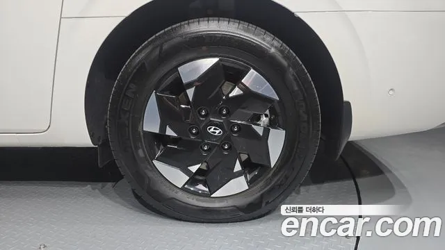 Hyundai Staria — Фото автомобиля 6
