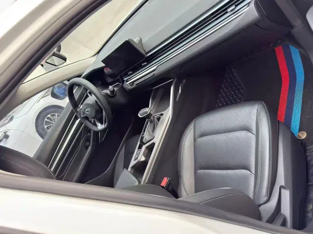 Geely Emgrand — Фото автомобиля 8