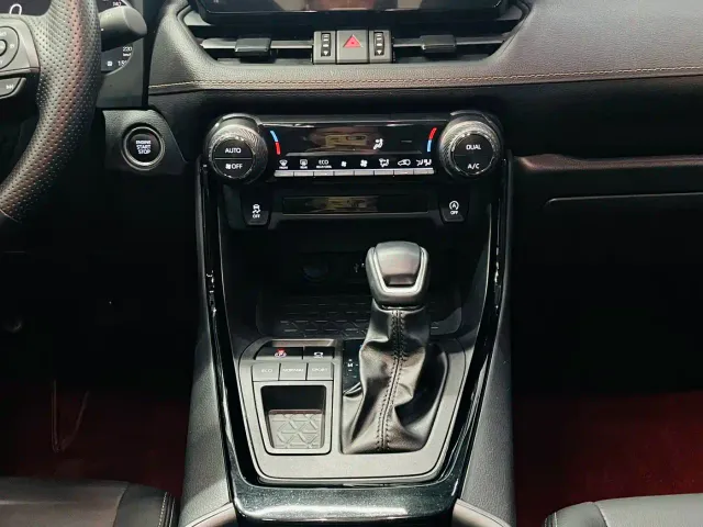 Toyota Wildlander — Фото автомобиля 13