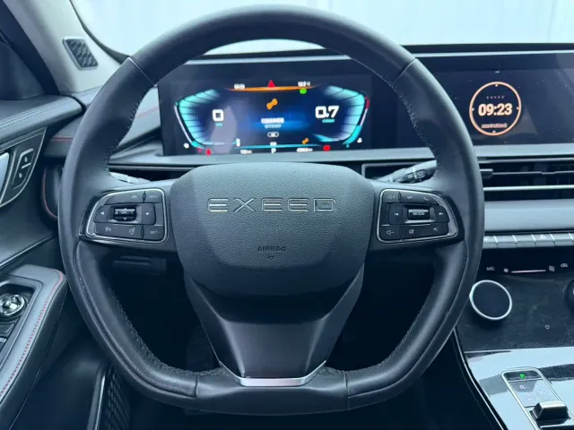 Exeed Exeed Windchaser 2022 Riding the Wind and Waves Edition 1.5T CVT Lucky Peanut Version — Фото автомобиля 12