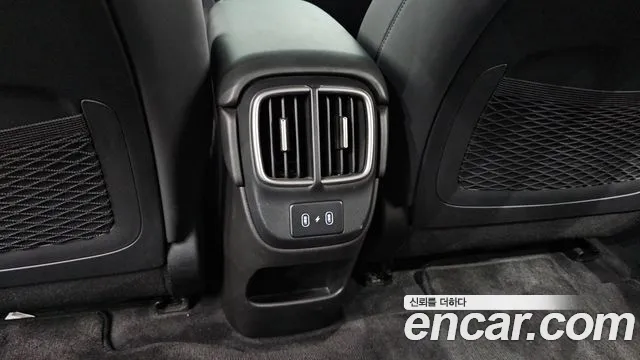 Hyundai Ioniq 6 — Фото автомобиля 28