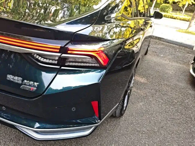 Dongfeng Yixuan MAX — Фото автомобиля 7