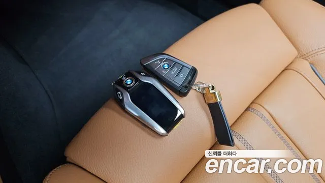 BMW 5-Series — Фото автомобиля 4