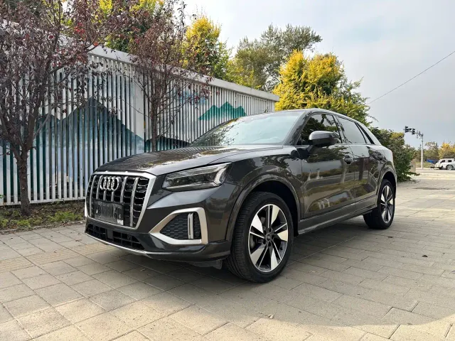 Фотография автомобиля — Audi Q2L
