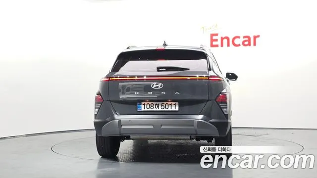 Hyundai Kona — Фото автомобиля 4