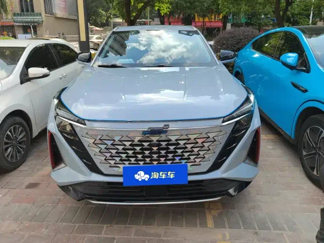 Changan Z6 — Фото автомобиля 2