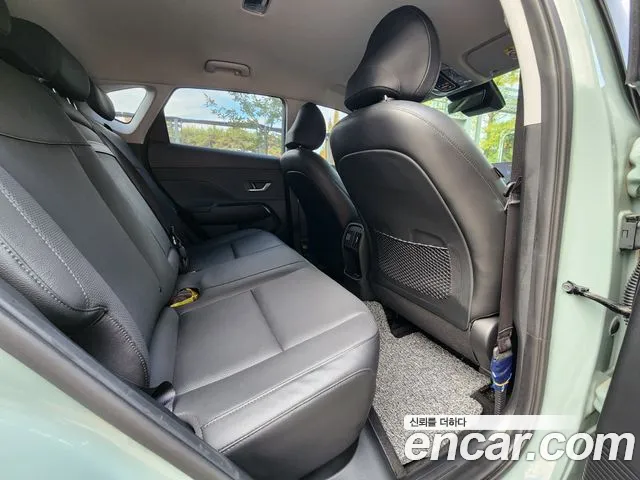 Hyundai Kona — Фото автомобиля 13