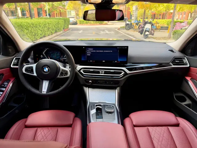 BMW 3 Series — Фото автомобиля 14