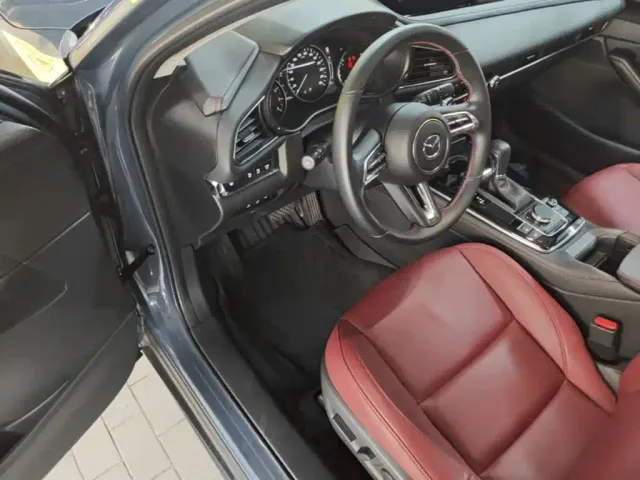 Mazda CX-30 — Фото автомобиля 15