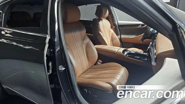 Genesis G80 Бензин 2.5 турбо 2WD — Фото автомобиля 11