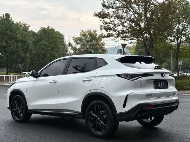 Changan X5 Plus — Фото автомобиля 14