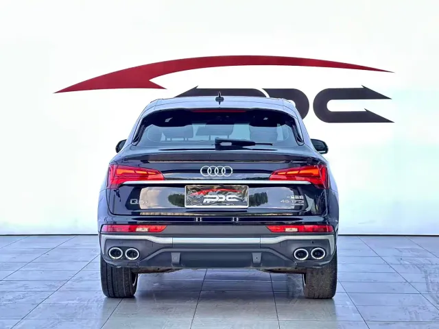 Audi Q5L Sportback — Фото автомобиля 23