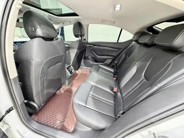 Skoda Octavia — Фото автомобиля 8