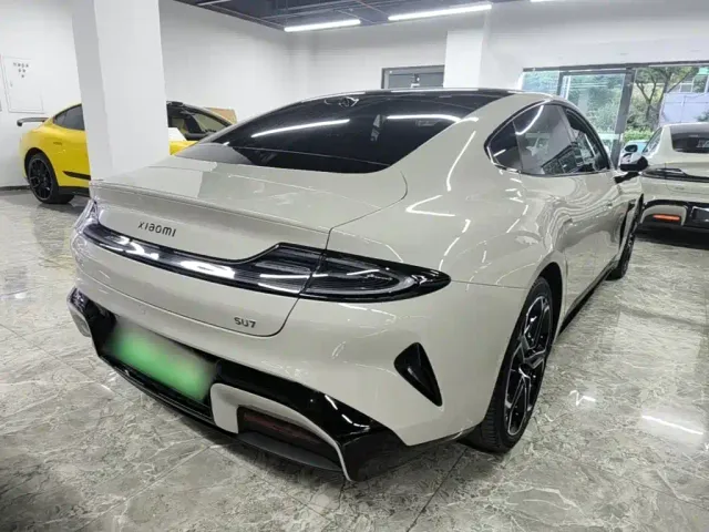 Xiaomi SU7 — Фото автомобиля 6