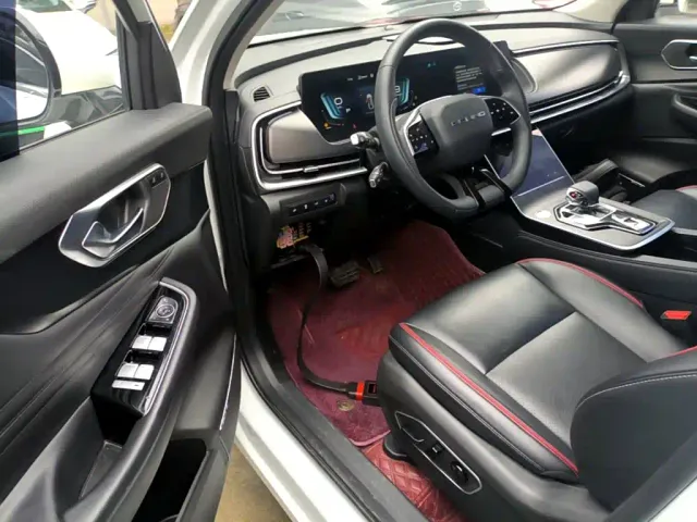 BAIC X7 — Фото автомобиля 15